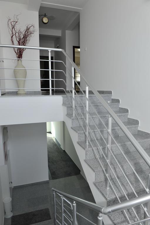 Apartment Jovana Nikšić Εξωτερικό φωτογραφία