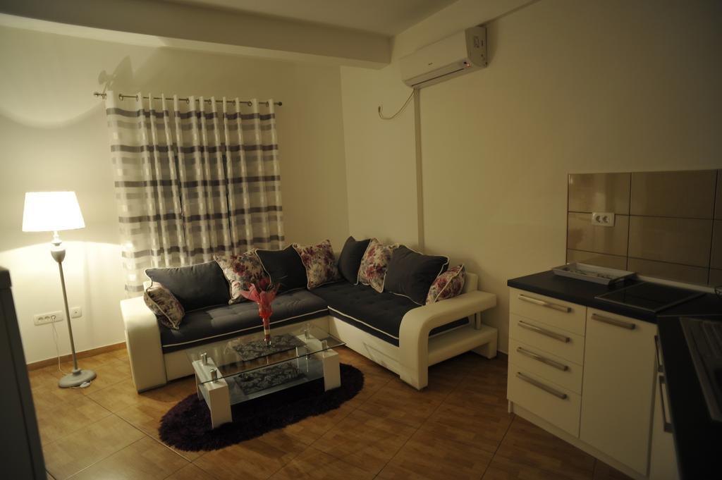 Apartment Jovana Nikšić Δωμάτιο φωτογραφία